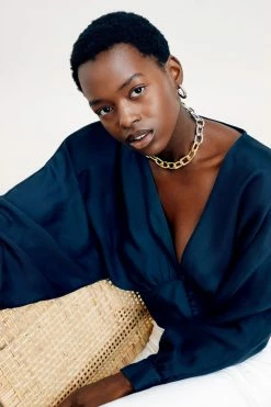 Machete 1" Perfect Hoops In Gold THE SPOTLIGHT 7 Machete 1