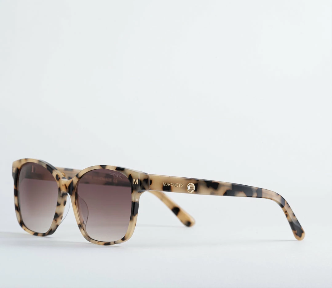 Machete Jenny - Sunglasses In Blonde Tortoise 4 Machete Jenny - Sunglasses In Blonde Tortoise