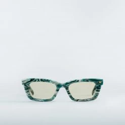 Machete Ruby - Sunglasses In Stromanthe